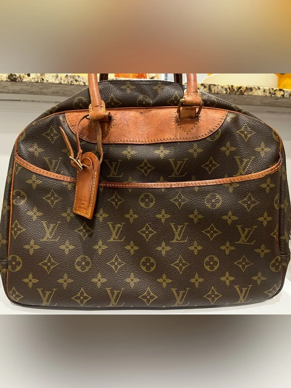 Louis Vuitton Deauville handbag in monogram canvas